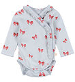 Konges Sløjd Wrap Bodysuit l/s - Sui - Rosia Blue Bow Konges Sløjd Wrap Bodysuit l/s - Sui - Rosia Blue Bow