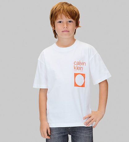 T-Shirt Calvin Klein - City Scène - Bright White av. Orange T-Shirt Calvin Klein - City Scène - Bright White av. Orange