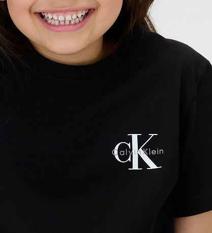 T-Shirt Calvin Klein - Monologue de la poitrine - CK Black T-Shirt Calvin Klein - Monologue de la poitrine - CK Black