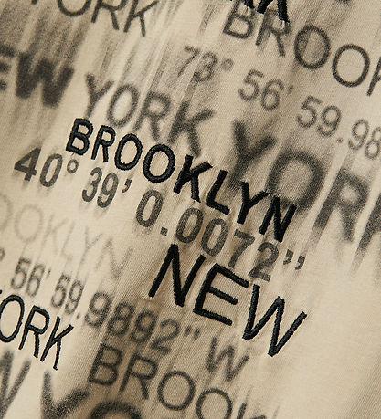 Blouse Name It - NkmNorth - Fossile d'Islande av. Imprimé Blouse Name It - NkmNorth - Fossile d'Islande av. Imprimé