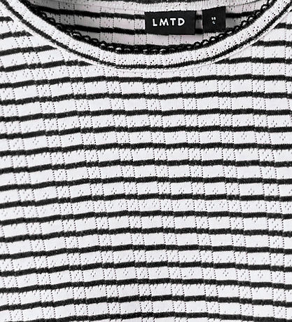 LMTD T-shirt - NlfSeher - Black Coffee/White w. Pointelle