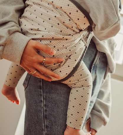 That's Mine Baby Carrier - Cleo - Lots Of Love Sky