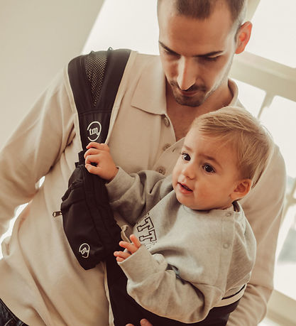 That's Mine Baby Carrier - Cleo - Black