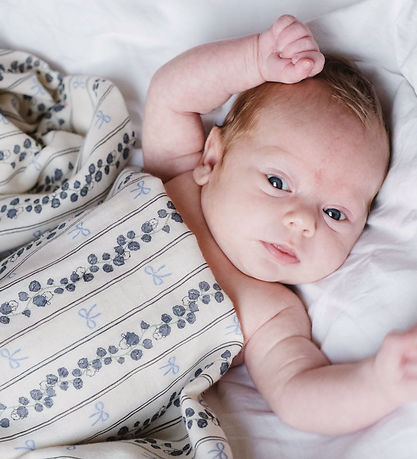 That's Mine Baby Swaddle - 120x120 cm - Jana Swob - Bell Flower That's Mine Baby Swaddle - 120x120 cm - Jana Swob - Bell Flower