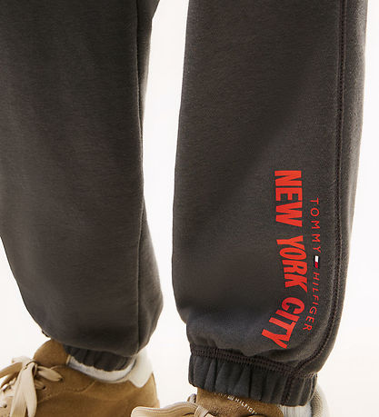 Tommy Hilfiger Sweatpants - Cargo - Washed Black w. Orange
