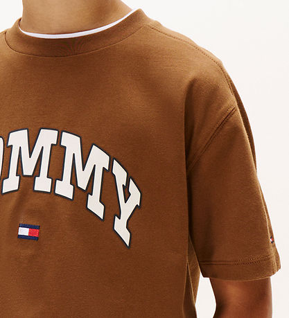 T-Shirt Tommy Hilfiger - Varsity - Noix de pécan T-Shirt Tommy Hilfiger - Varsity - Noix de pécan