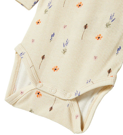 Name It Bodysuit l/s - NbfOhio - Peyote Melange w. Flowers Name It Bodysuit l/s - NbfOhio - Peyote Melange w. Flowers