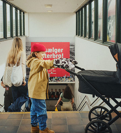KongWalther Vettlingar fyrir barnavagn - Østerbro - Cozy Kýr KongWalther Vettlingar fyrir barnavagn - Østerbro - Cozy Kýr