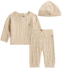 Tommy Hilfiger Cadeaubox - Blouse/Broek/Muts - Gebreid - Gemoute Tommy Hilfiger Cadeaubox - Blouse/Broek/Muts - Gebreid - Gemoute