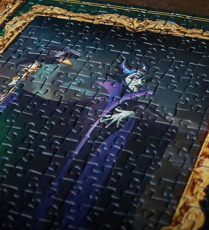 Ravensburger Puzzle - 1000 Pieces - Villainous: Maleficent Ravensburger Puzzle - 1000 Pieces - Villainous: Maleficent