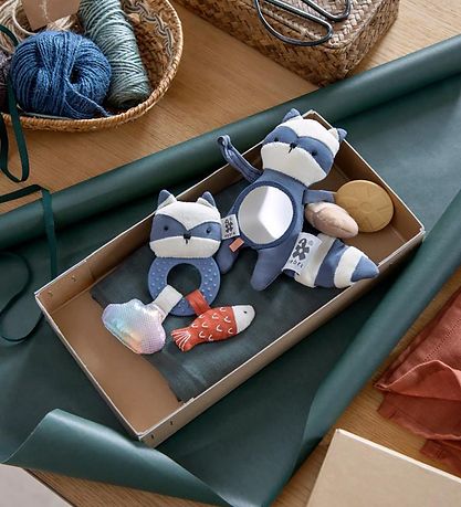 Sebra Activity Rattle - Mini - Raccoon Rebel