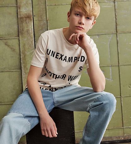 Hound T-shirt - Bone White Hound T-shirt - Bone White