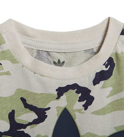 adidas Originals Stuttermabolur - Sporbraut Grey/Galdur Skær græ