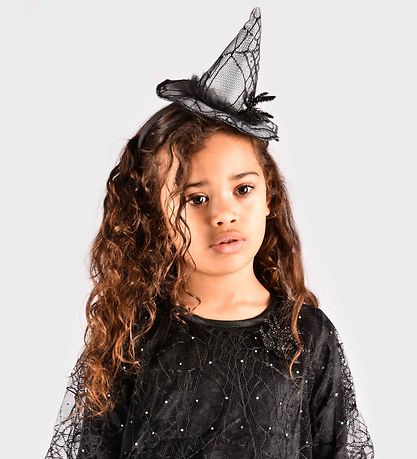 Den Goda Fen Costume - Witch w. Witch Hat - Black Den Goda Fen Costume - Witch w. Witch Hat - Black