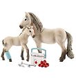 Schleich Horse Club - H: 8,5 cm - Hannah's First Hjálparbúnaður 