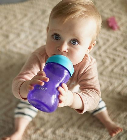 Philips Avent Cup w. Spout - 300 mL - Purple/Blue Philips Avent Cup w. Spout - 300 mL - Purple/Blue