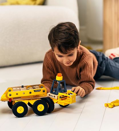 BRIO Builder Volvo Hauler 34599 BRIO Builder Volvo Hauler 34599