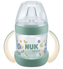 Nuk Drinkbeker m. Handvat en Drinkdeksel - 150 ml - Voering Natu Nuk Drinkbeker m. Handvat en Drinkdeksel - 150 ml - Voering Natu
