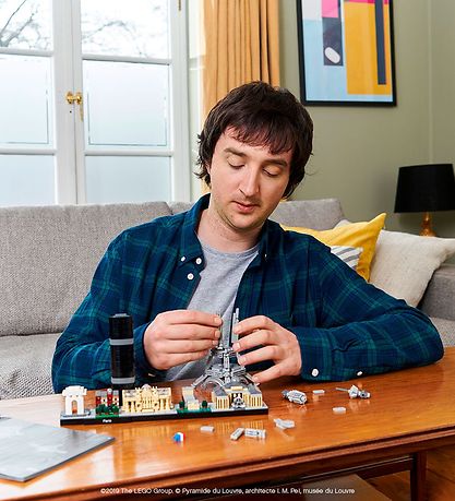 LEGO® Architecture - Paris 21044 - 649 Parts LEGO® Architecture - Paris 21044 - 649 Parts