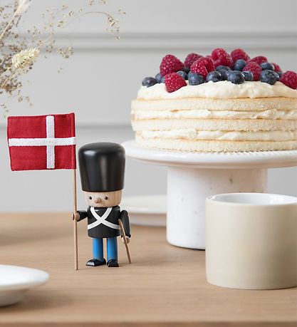 Novoform Wooden Figure - Danish Royal Guard - Review Order Unifo Novoform Wooden Figure - Danish Royal Guard - Review Order Unifo