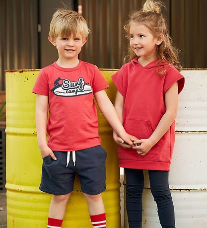 Freds World T-shirt - Surf Camp - Cranberry