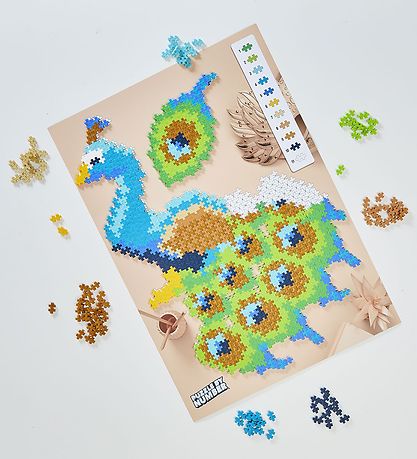 Plus-Plus Puzzle Town Number - 800 pcs - Peacock Plus-Plus Puzzle Town Number - 800 pcs - Peacock