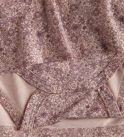 Fixoni Bodysuit w. Skirt s/s - Cameo Rose w. Flowers Fixoni Bodysuit w. Skirt s/s - Cameo Rose w. Flowers