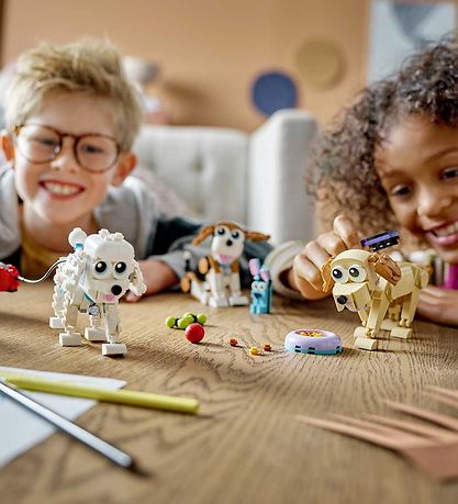 LEGO® Creator - Gulliga hundar 31137 3-I-1 - 475 Delar