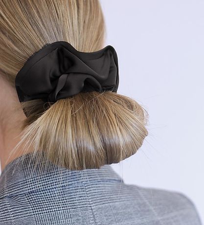 By Stær Scrunchie - Anemone - Black By Stær Scrunchie - Anemone - Black