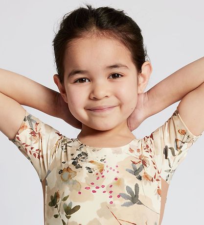 Justaucorps de Gymnastique m/c Rethinkit - Fraya - Flower Camouf Justaucorps de Gymnastique m/c Rethinkit - Fraya - Flower Camouf