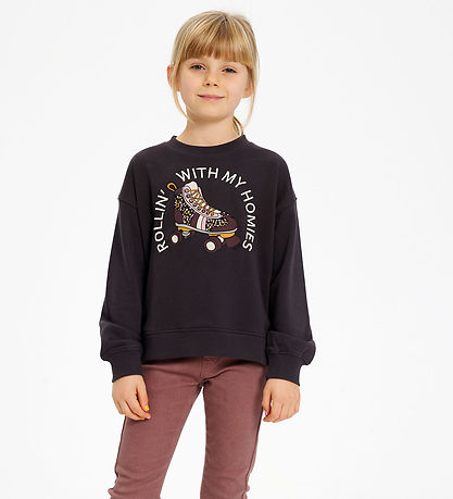 The New Sweatshirt - TnHattie - Phantom w. Rollerskate The New Sweatshirt - TnHattie - Phantom w. Rollerskate