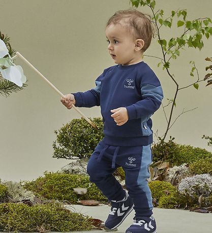 Hummel Sweatshirt - hmlKris - Dunkelblau Hummel Sweatshirt - hmlKris - Dunkelblau
