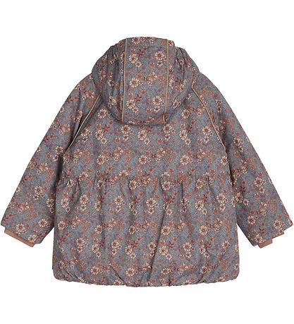 Hust and Claire Winter Coat - Ovinni - Atmosphere