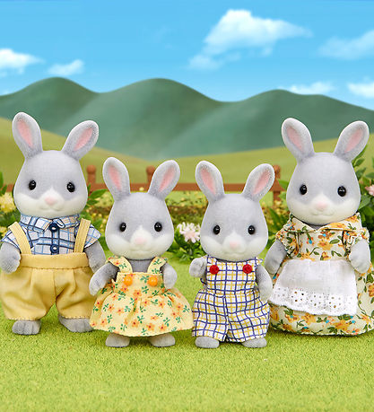 Sylvanian Families - Cotton Tail Rabbit Family - 4030 Sylvanian Families - Cotton Tail Rabbit Family - 4030