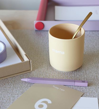 Design Letters Kopp - VIP Favourite - MOM-kolleksjonen - Beige m