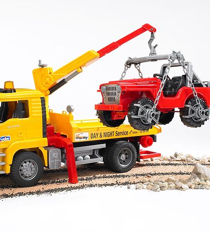 Bruder Truck - MAN TGA Roadside Assistance Truck w. Offroader - 