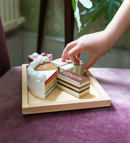 MaMaMeMo Play Food - Layer Cake Pieces On A Plate - Wood MaMaMeMo Play Food - Layer Cake Pieces On A Plate - Wood