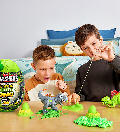Smashers- Mega Jurassic Light Up Dino Egg  Smashers- Mega Jurassic Light Up Dino Egg