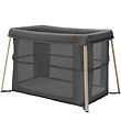 Maxi-Cosi Portable Bed - Iris - 115x67x69 cm - Beyond Graphite E Maxi-Cosi Portable Bed - Iris - 115x67x69 cm - Beyond Graphite E