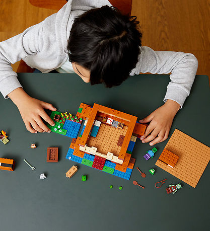 LEGO® Minecraft - 개구리 집 21256 - 400개 부품