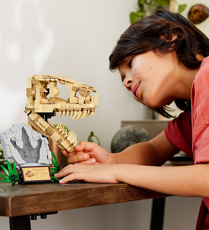 LEGO® Jurassic World - Dinosaur Fossils: T. rex Skull 76964 -