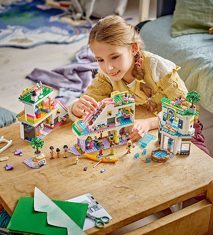 LEGO® Friends - Heartlake City Shopping Mall 42604 - 1237 Partar