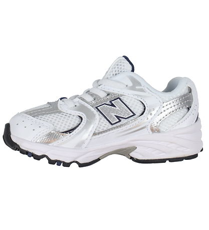 New Balance Shoes - 530 - White w. Silver