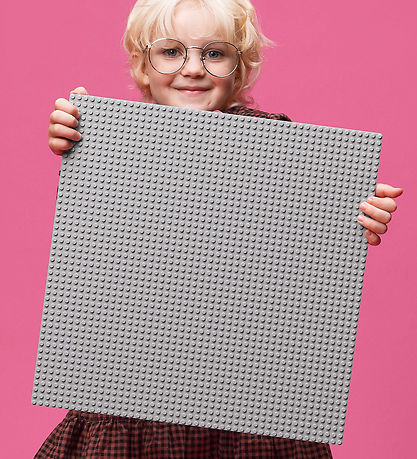 LEGO® Classic+ - La plaque de construction grise - 11024 LEGO® Classic+ - La plaque de construction grise - 11024