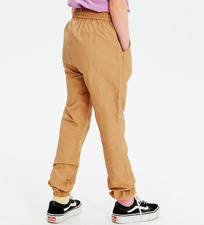 The New Trousers - TnJude - Cornstalk