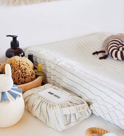 OYOY Changing Pad Cover - Optic Blue OYOY Changing Pad Cover - Optic Blue