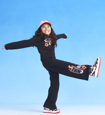 Nike Hoodie - Cropped - Black w. Flowers
