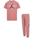 Jordan Set - Joggingbroek/T-Shirt - Duurzaam - Rood Stardust Jordan Set - Joggingbroek/T-Shirt - Duurzaam - Rood Stardust