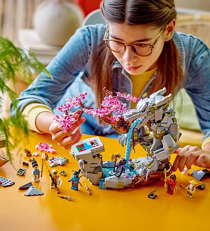 LEGO® Ninjago - Dragon Stone Shrine 71819 - 1212 Parts