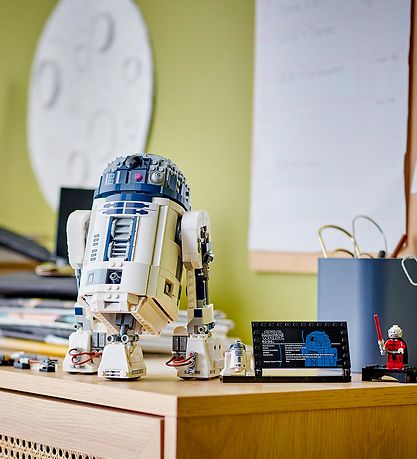 LEGO® Star Wars - R2-D2 LSW IP 8 2024 75379 - 1050 Onderdelen
